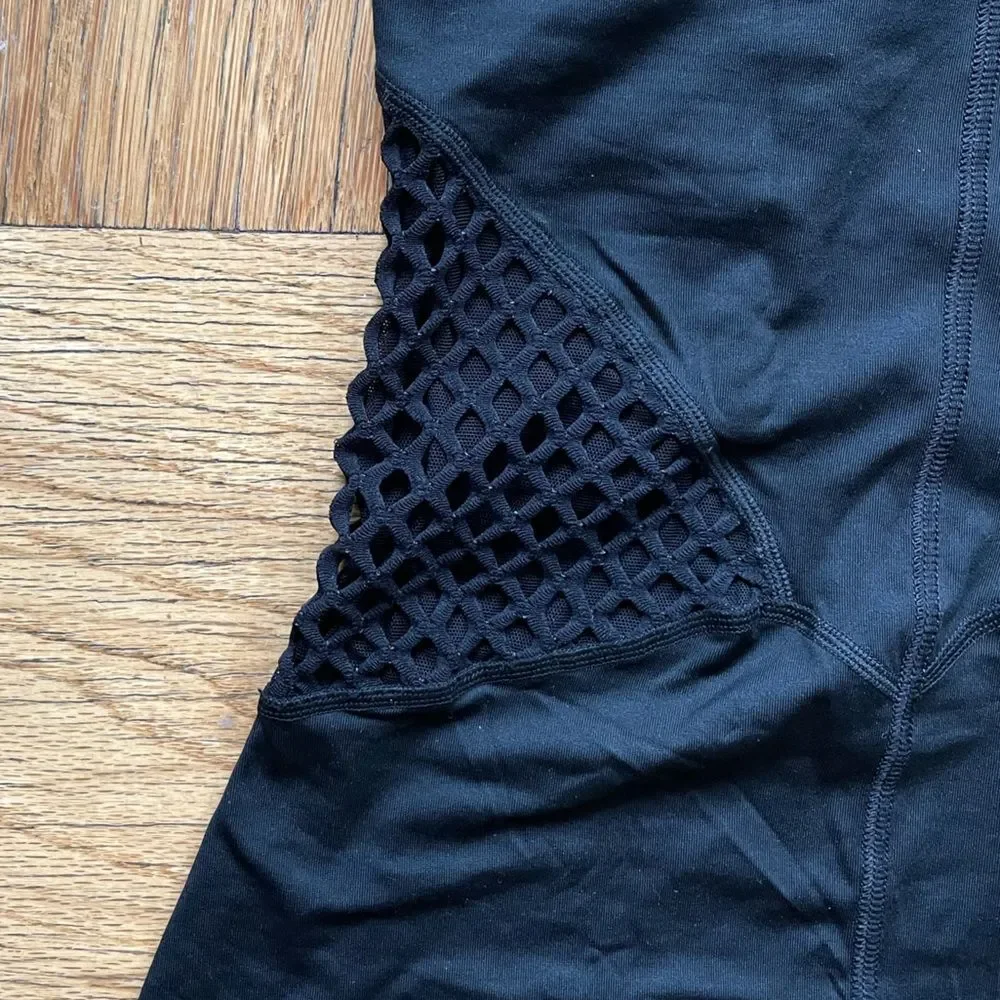 Michi black v-neck racerback workout/gym tank XS EUC